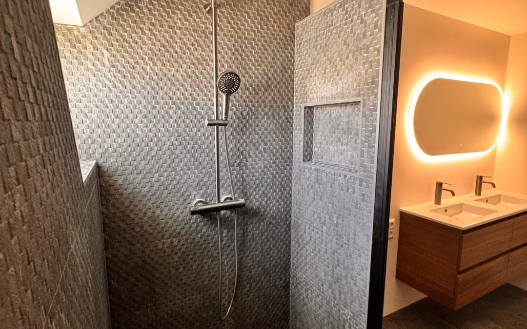 lindhout badkamers en keukens halsteren douche